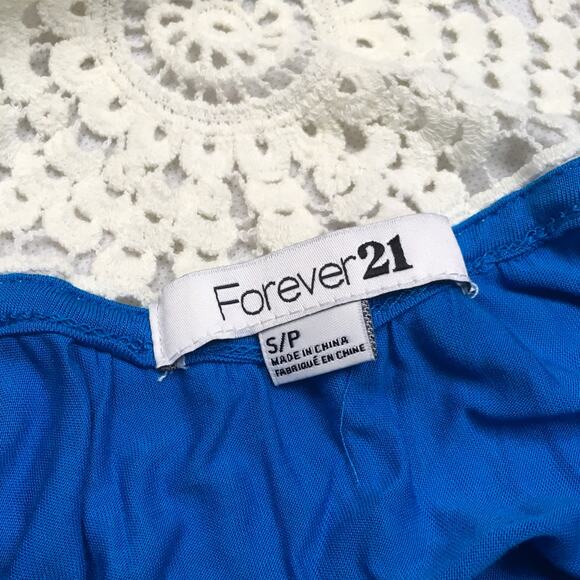 Forever 21 Tank Top Ruffle Crochet Back Blue Tiered Boho‎ Racerback Shirt Small - Picture 3 of 7